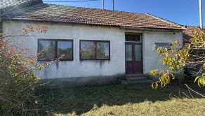 Predaj rodinný dom Preseľany, Šahy 126-12-MIJK - fotografia 1