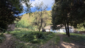 Útulná chata so záhradou  v Rožňave, obec Nadabula-PREDAJ - fotografia 3