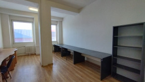 Kancelársky/prevádzkový priestor na prenájom-Lučenec - fotografia 3