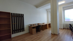 Kancelársky/prevádzkový priestor na prenájom-Lučenec - fotografia 4