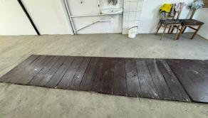 Predaj exkluzívnej 3-podlažnej garáže v Trstenej - fotografia 3