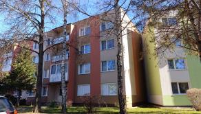 4-izb. byt s balkónom v najlepšej lokalite v Rožňave -PREDAJ - fotografia 1