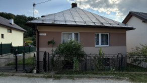 Veľký dom v lokalite Gróner na predaj - fotografia 1