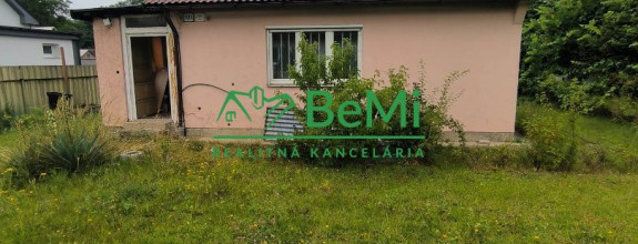Rodinný dom, Žilina, časť Rosinky, 404m2    186-12-PEMOa