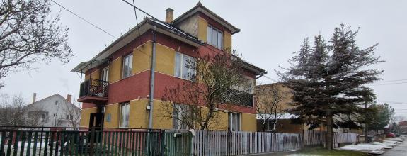 E X K L U Z Í V N E  dom Krásnohorské Podhradie-  NA PREDAJ