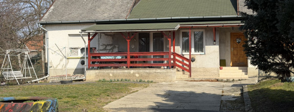 Rodinný dom vo veľmi tichom ukrytom mieste v Encs ,Maďarsko