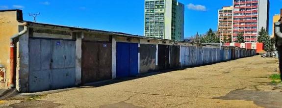 Predaj,  garáž - Žiar nad Hronom (002-19-ZOLA)