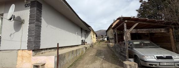 Dve rodinné domy s pozemkom Čierna Lehota za 60000,-Eur