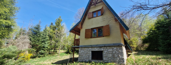 Chata v lone prírody v Kokave nad Rim.-EXKLUZÍVNE NA PREDAJ