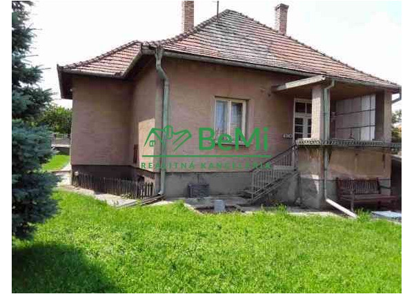 Rodinný dom na podnikanie,veľký pozemok - Veľký Kýr (1069-12-RP)