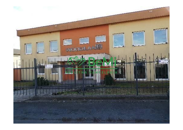 Komerčná budova v Lučenci - NA PREDAJ