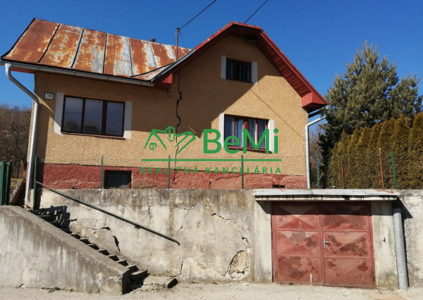 PONUKA: Predaj rodinného domu v  Kolárovice, okr: Bytča (089-12-MACHa)