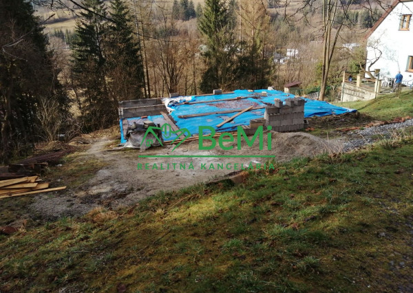 Predaj, pozemok, 1093m2, Skalité, Okr: Čadca (185-12-MACHa)
