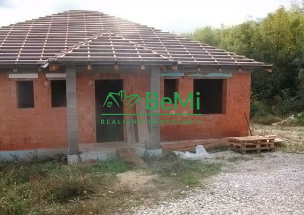 POSLEDNÝ 5 izbový rodinný dom PRI LESE: Novostavba Malý Lapáš