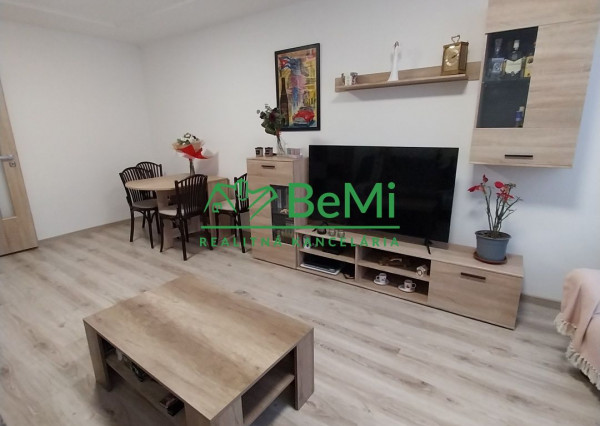 Prenájom 2 izbového zariadeného bytu Michalovce