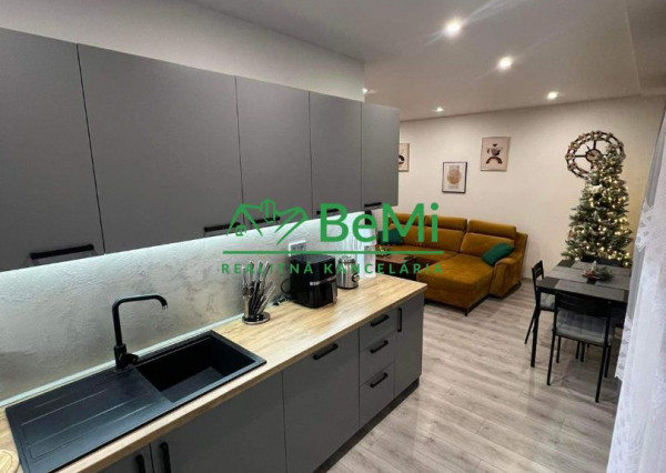 Rezervované Výrazne Znížená cena!!! Predaj 2 izbového bytu, Michalovce