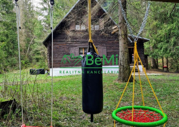 Predaj, chata, 160m2, obec Oščadnica, okres Čadca (836-12-JAS)