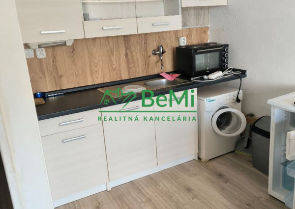 Garsonka, byt Čadca, 25m2   122-115-PEMOa