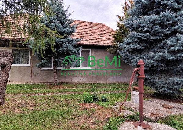 REZERVOVANÉ  - Predaj vidieckeho domu - Bardoňovo (001-12-MIVY)
