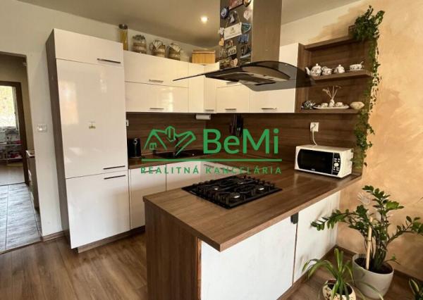 Pekný a priestranný 3izbový byt na Predaj