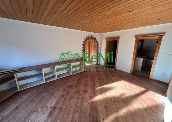 Prenájom rodinného domu Preseľany 101-22-ROCH REZERVOVANÉ!!