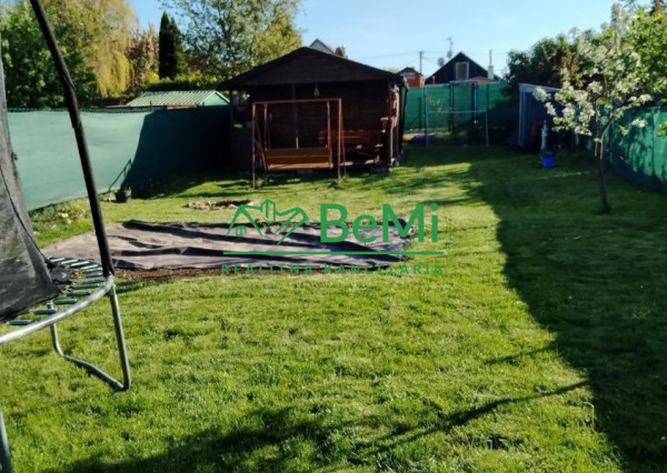 REZERVOVANÉ - Predaj záhrady so záhradným domčekom - Levice, časť Podhradie (007-14-MIVYa)