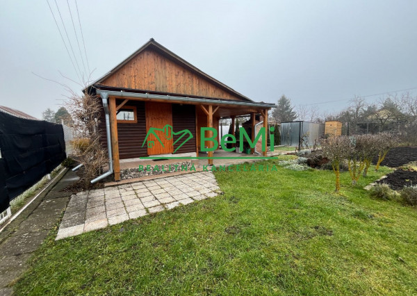 Predaj  záhradná  rekreačnej chata so záhradou -  Levice (071-13-MIJK)