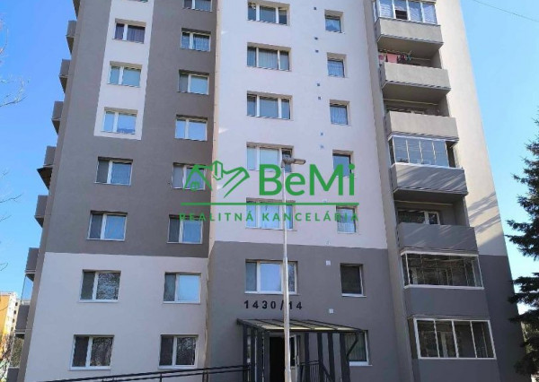 REZERVOVANE Na predaj priestranný 1-izbový byt v Považskej Bystrici – ulica SNP