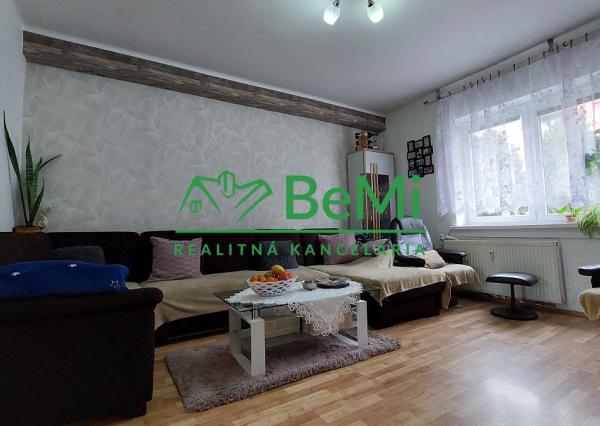 Na predaj 3 izbový byt v meste Bošany ID 165-113-LUGU