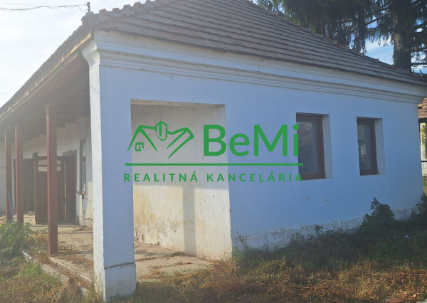 Dom v obci Méra /okres Encs/ 12 700,-Eur  - NA PREDAJ