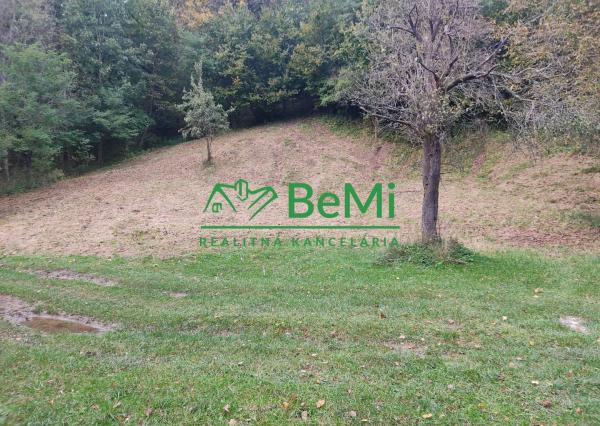 Chata v obci Belá, okres Žilina, 1336m2  048-13-PEMO