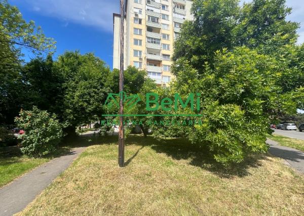 Predaj veľký 3 izbový byt - LEVICE (094-113-MIJK)