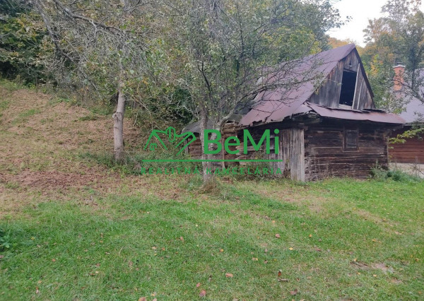 Chata v obci Belá, okres Žilina, 1336m2  048-13-PEMO