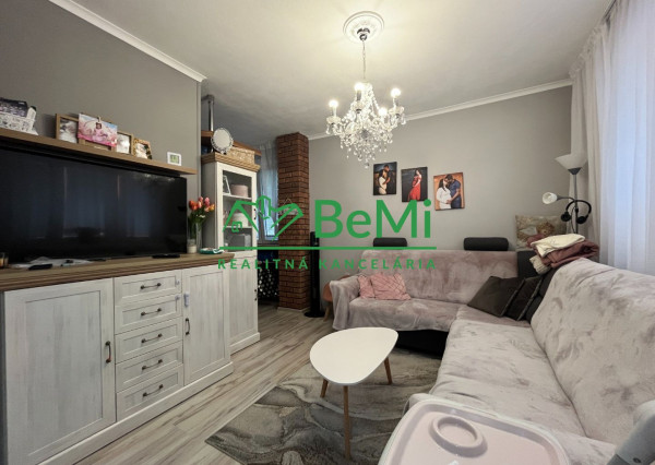 Predaj  3 izbový byt  - LEVICE (095-113-MIJK)