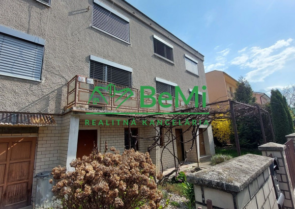 Na predaj rodinný dom v meste Topoľčany - ID 192-12-LUGUE