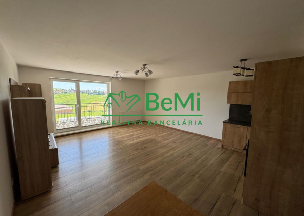 Na prenájom 2-izbový byt v Mútnom