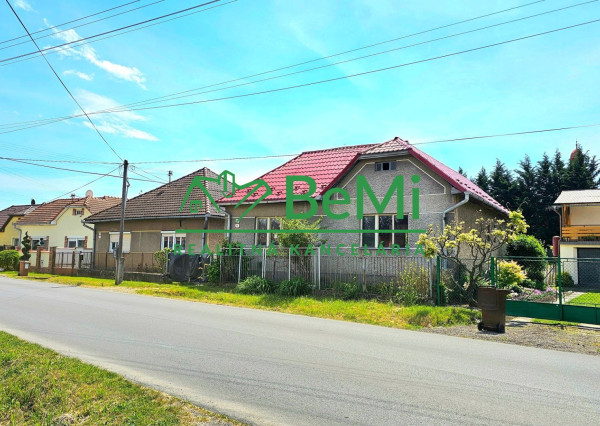 RODINNÝ DOM SO ZÁHRADOU V RIMAVSKEJ SOBOTE