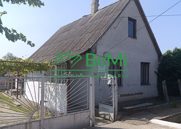 Rodinný dom v Hernádcéce- Maďarsko 22000,. -  NA PREDAJ