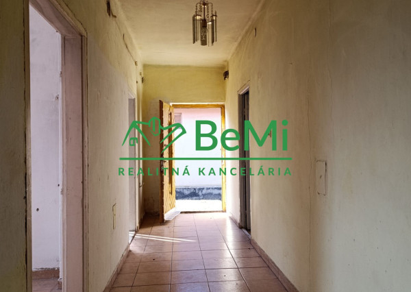 Rodinný dom v obci Boldogkóváraja -NA PREDAJ