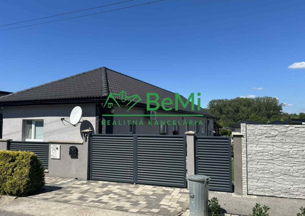 Predaj, zrekonštruovaný RD- Šahy / Levice (038-12-PEKR)