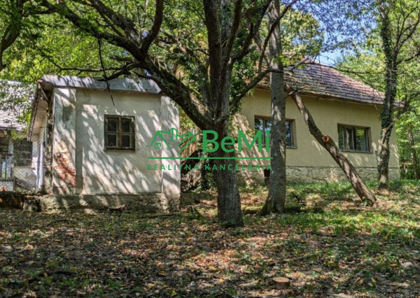 Znížená cena Dva Domy na samote v krásnej prírode Stará Turá Papraď