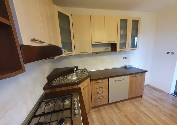 3-izbový byt ,Nitra- Alexyho ul. ,kompletná rekonštrukcia - 003-113-VISKa