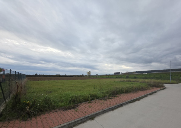 Investičný pozemok Beckov