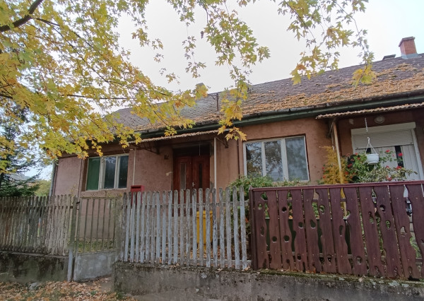 Dom s 3500 m2 pozemkom v obci Hernádvécse-Na predaj