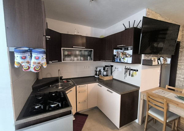 Na predaj priestranný a štýlový 4-izbový mezonet po kompletnej rekonštrukcii – Ivanovce