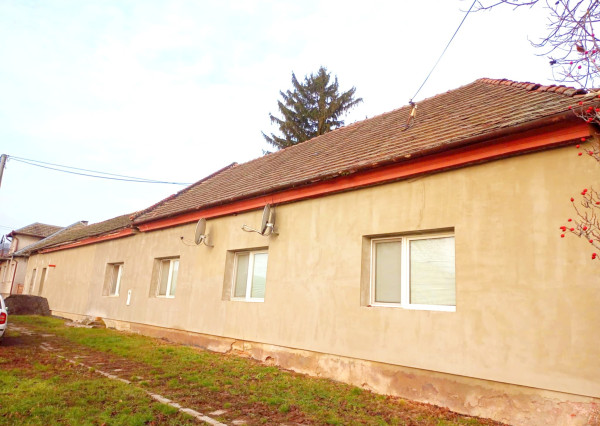 Predaj, viacgeneračný rodinný dom - Kubáňovo  (046-12-HEKA)