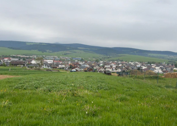 Na predaj stavebný pozemok – Liesek