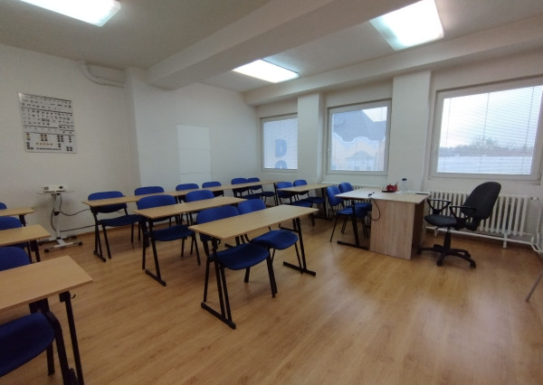 Kancelársky/prevádzkový priestor na prenájom-Lučenec