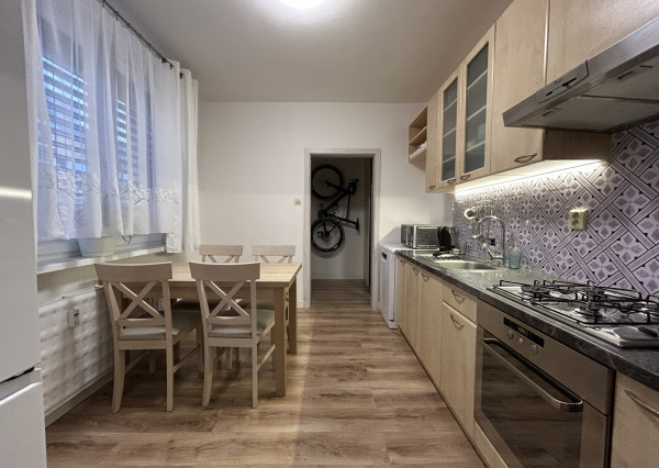 Predaj  3 izbový byt 