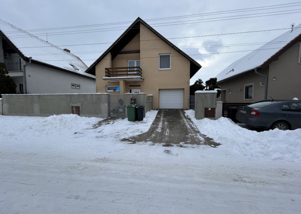 Predaj  rodinný dom -  Hronské Kosihy /Levice/    110-12-MIJK